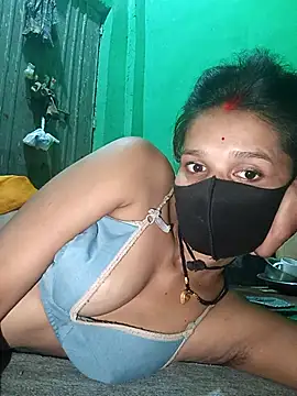 Hoty_girl_143's cam snapshot