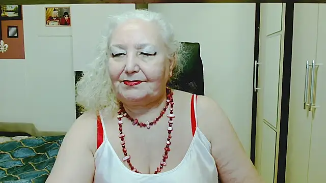 GrannyAlisa's cam snapshot