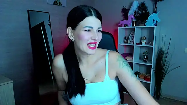 O1d_Lady's cam snapshot