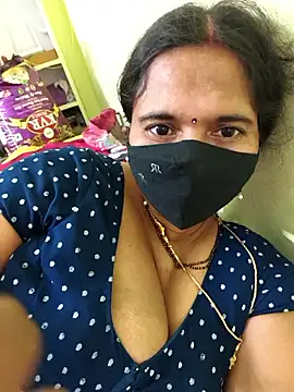 hot-telugu-queen's cam snapshot