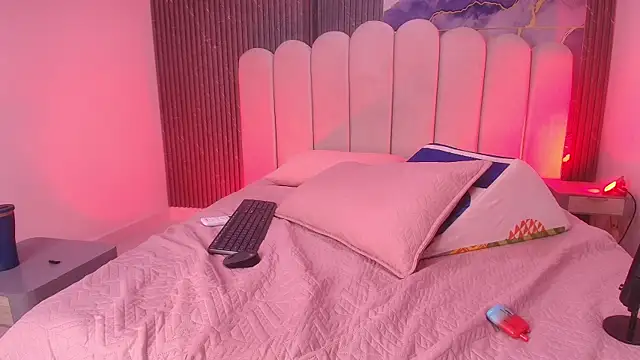 abbyrouss_'s cam snapshot