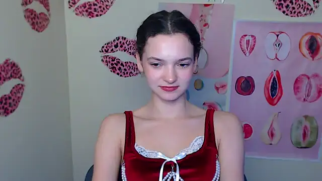 _SusieSu_'s cam snapshot