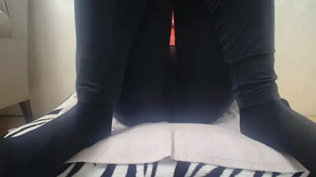 Web_Lady's cam snapshot