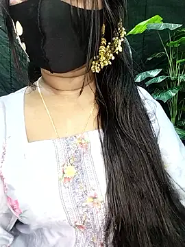 Idhika-Paul's cam snapshot