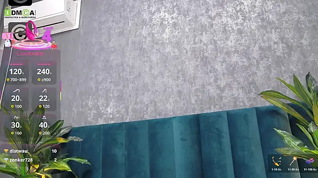 Roxie_Anne's cam snapshot