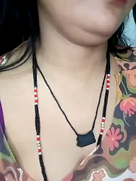 Rashmi_sharma_0's cam snapshot