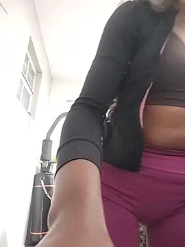 NaughtyGymBabe's cam snapshot