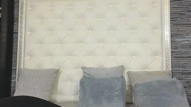 EliteDomina's cam snapshot