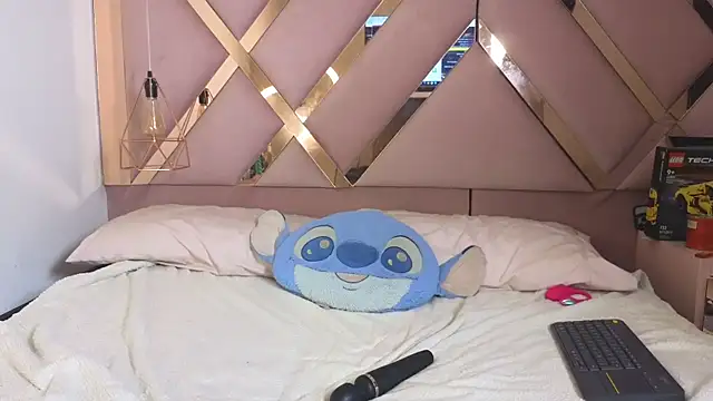 Sophia_moo_'s cam snapshot