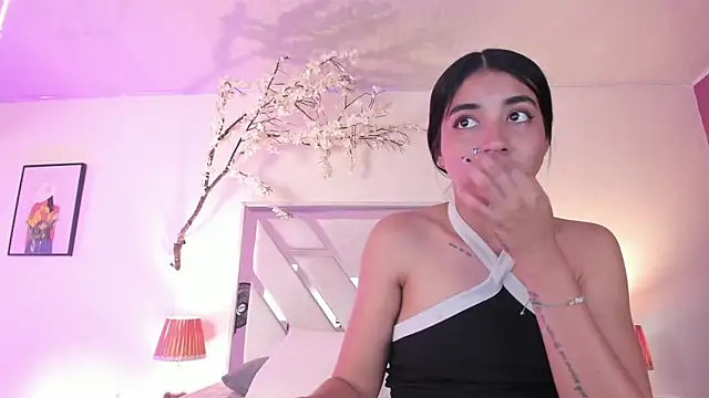 cloe_taylor__'s cam snapshot