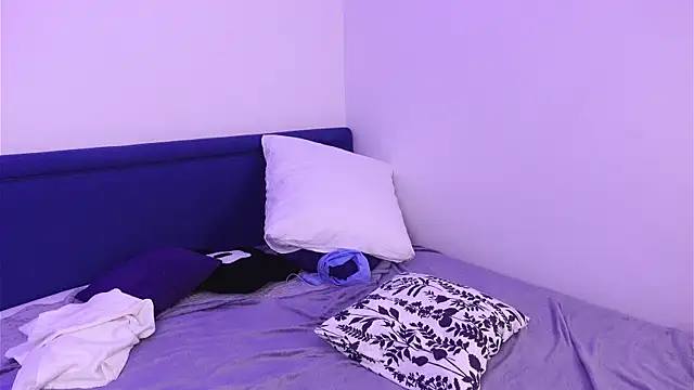 MrsPrude's cam snapshot