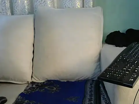 Caryyyl's cam snapshot