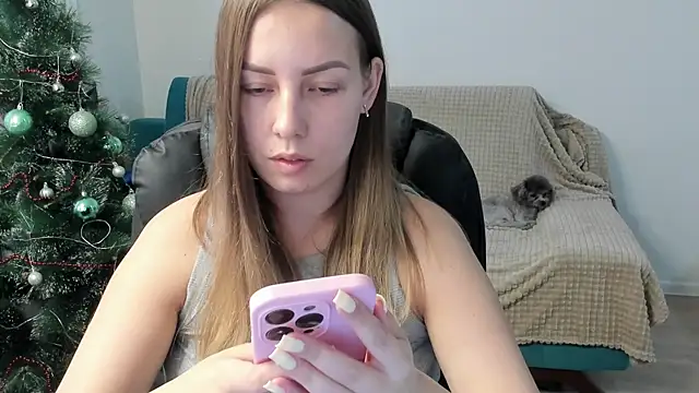 Mia_shy1's cam snapshot