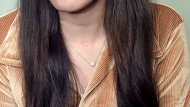 Naina_For_You's cam snapshot