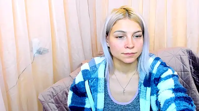 FoxyKathryn's cam snapshot