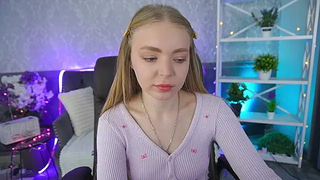 EmilySunshineS's cam snapshot