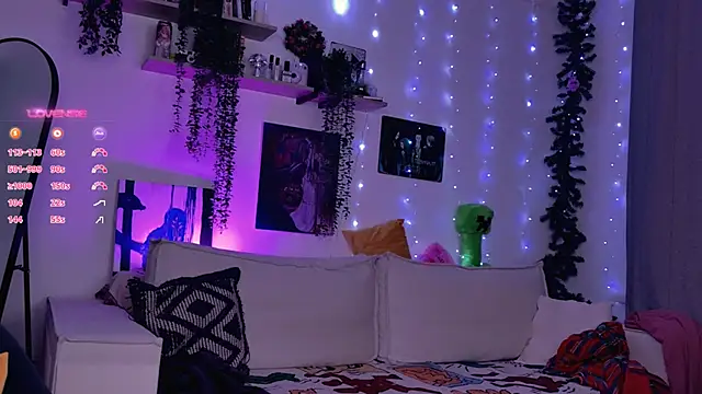 Lollyshy's cam snapshot