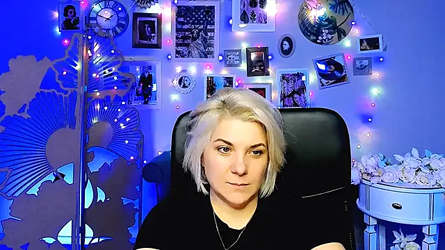 EvaEvals's cam snapshot