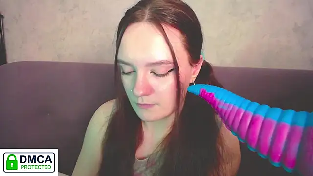 Alyssa___Scarlet's cam snapshot