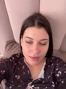 KikiWatson's cam snapshot