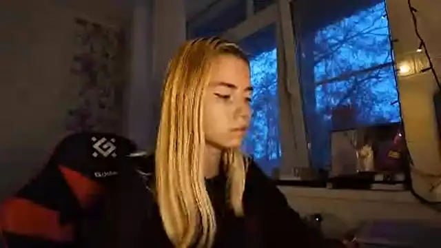 Witching_Moon's cam snapshot