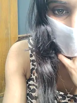 Saharaa's cam snapshot