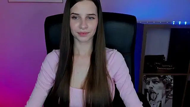 LuxMaya's cam snapshot