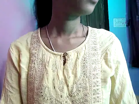 Maira_00's cam snapshot