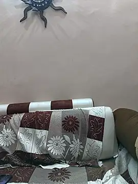 Bhabhi-devarf's cam snapshot