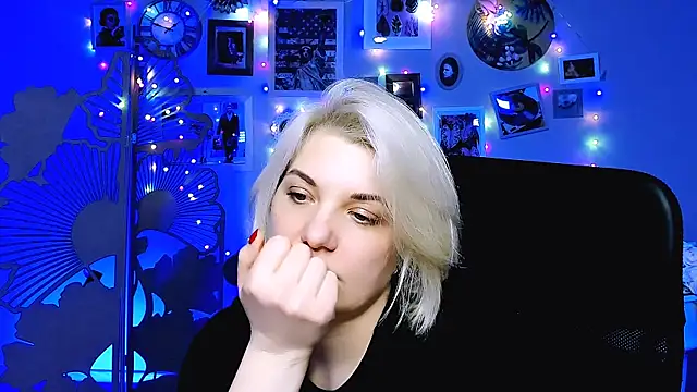 EvaEvals's cam snapshot