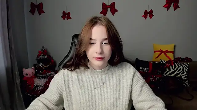 MoonShineShine's cam snapshot