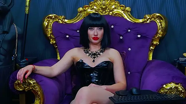 LaraMaeve's cam snapshot