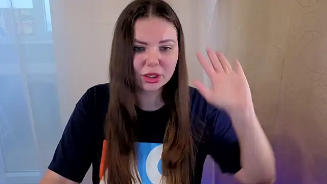 Cutie_Curvy's cam snapshot