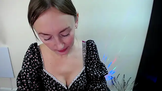 LiaSeass_'s cam snapshot