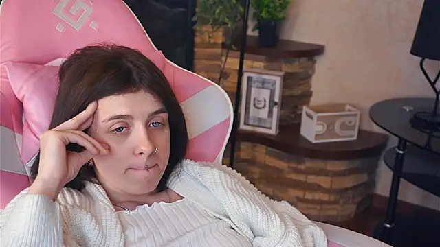 IleanaPishko's cam snapshot