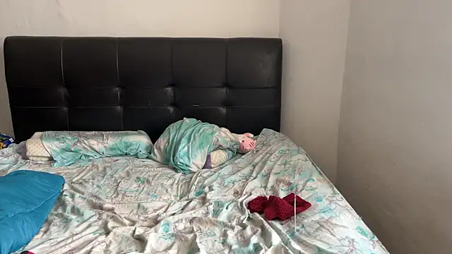 WhiteVenus's cam snapshot