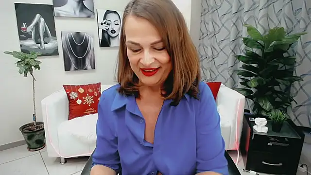 Favorite_0's cam snapshot