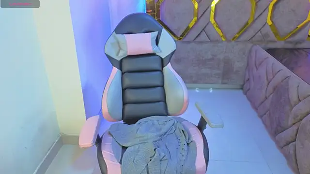 Addyy_02's cam snapshot