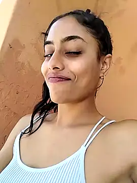 cleopatra-tykhe's cam snapshot