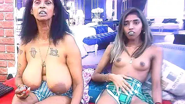 IndianSexySlender's cam snapshot