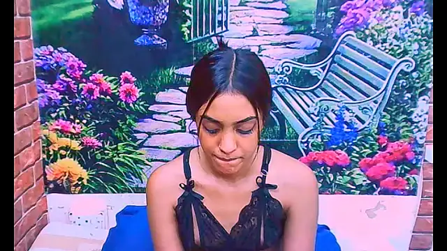 IndianPretty1's cam snapshot