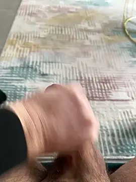 kenanbal0677's cam snapshot