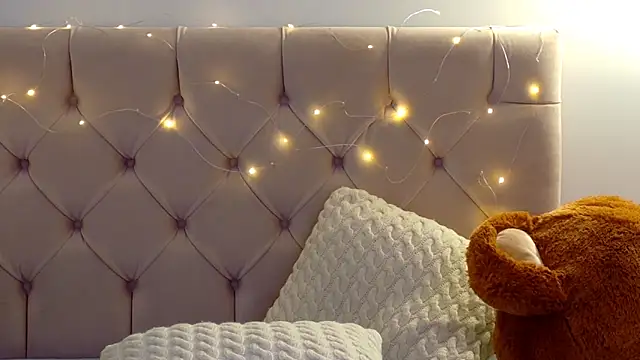 Lilliana_Moon's cam snapshot