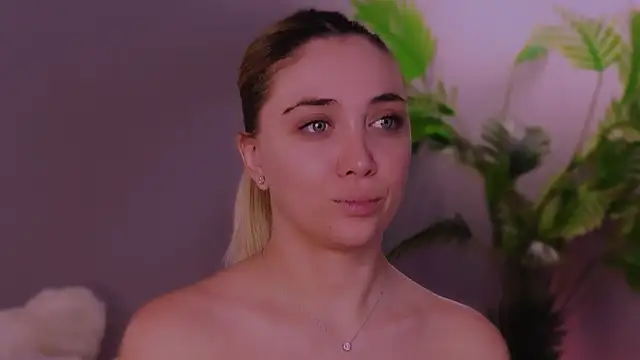 HotJessX's cam snapshot