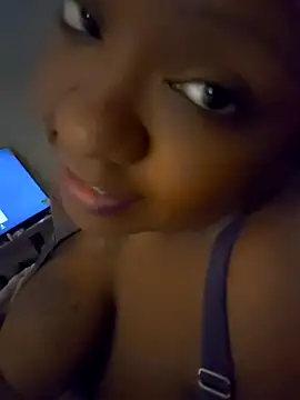 6lue6a6y69's cam snapshot