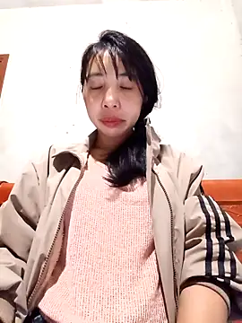 emaame68's cam snapshot