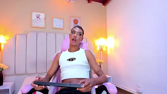 Charlotte_brown2 live sex cam