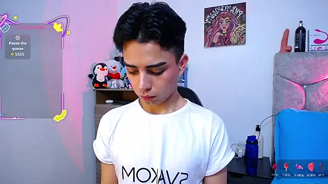 OwenBluee's cam snapshot