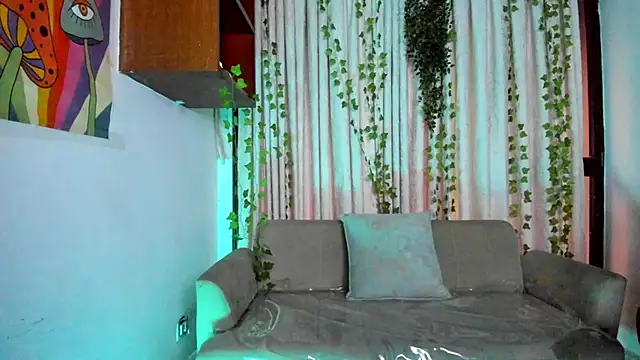 TyagoRoberts's cam snapshot