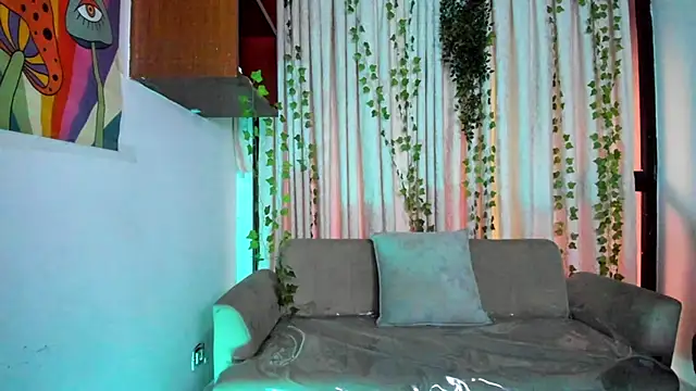 TyagoRoberts's cam snapshot